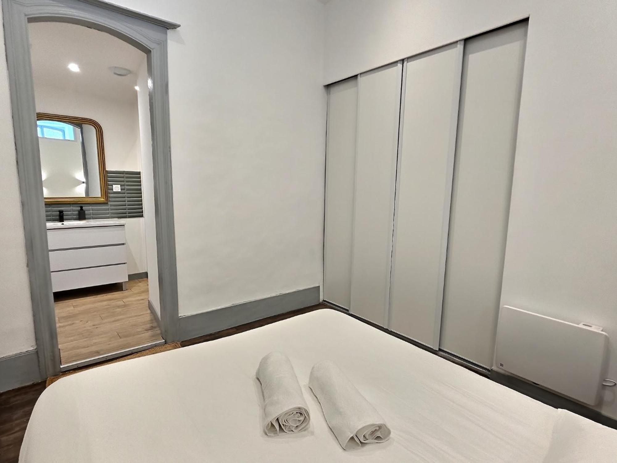 Lumineux T2, Spacieux, Hypercentre, Neuf, Wifi